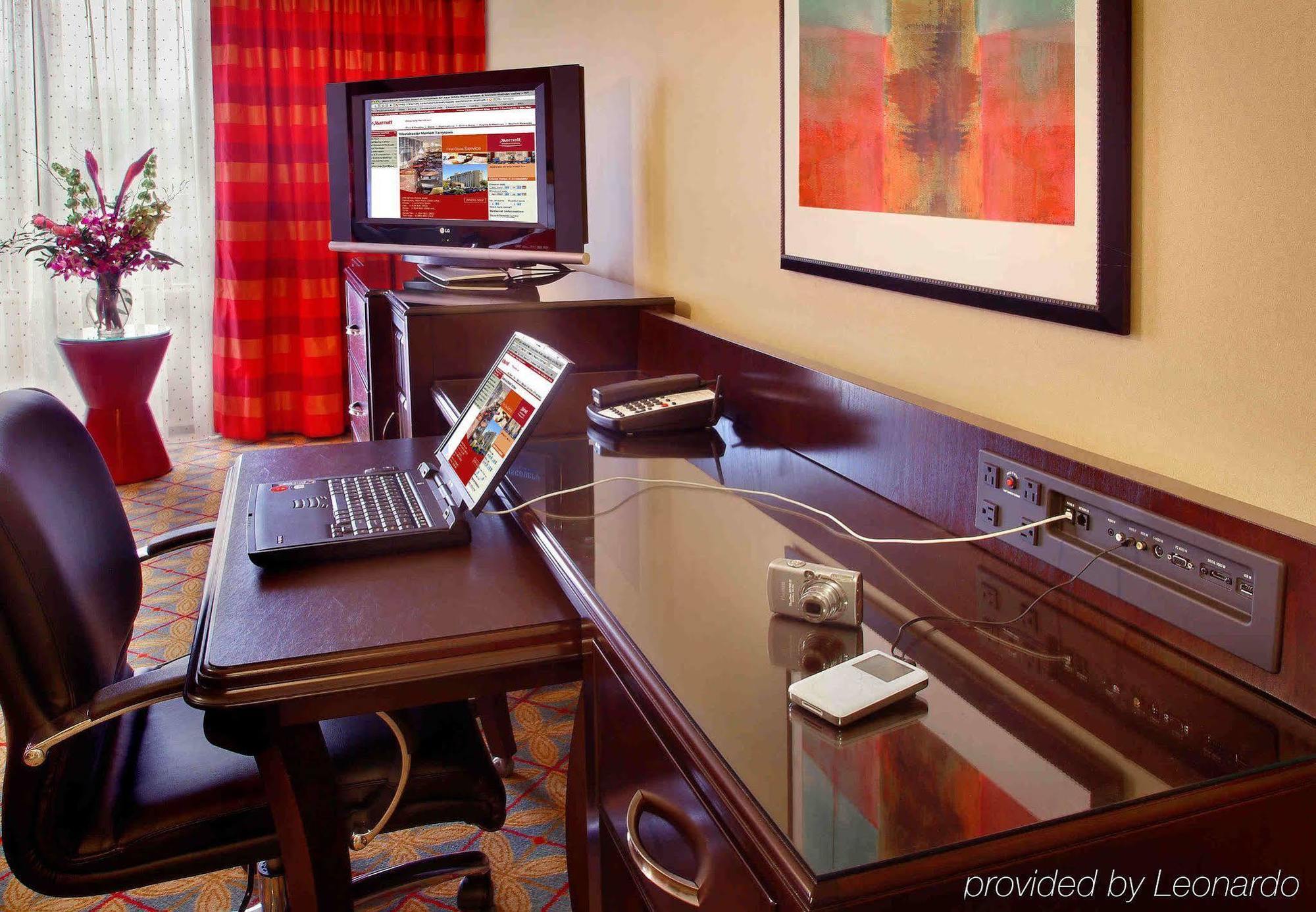 Westchester Marriott Tarrytown Δωμάτιο φωτογραφία
